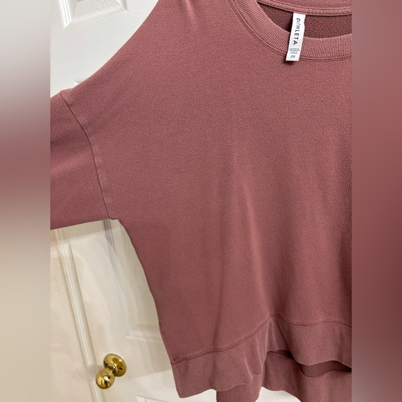 Athleta Relaxed Pullover Sweatshirt in Dusty Rose - Picture 3 of 5